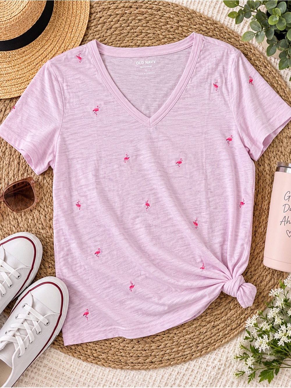 New Old Navy Pink Flamingo V Neck T Shirt Short Sleeve Casual Small